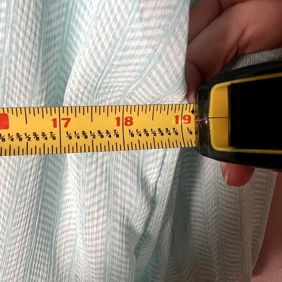 The Limited Sz S Sheer Blouse 3/4 Balloon Sleeve Pale Blue Striped Buttons - Picture 11 of 12